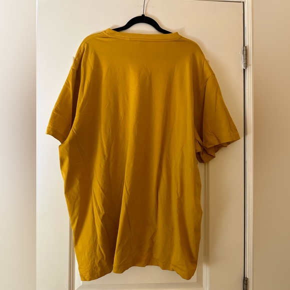 Burberry Men's Mustard Short Sleeve Tee/ Oversized Logo T-Shirt  Mustard Yellow - Picture 6 of 10